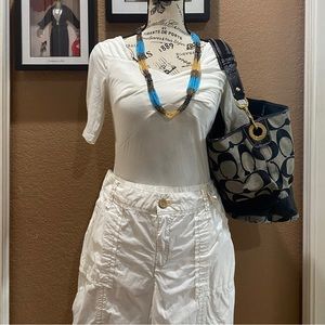 White cargo capri pant